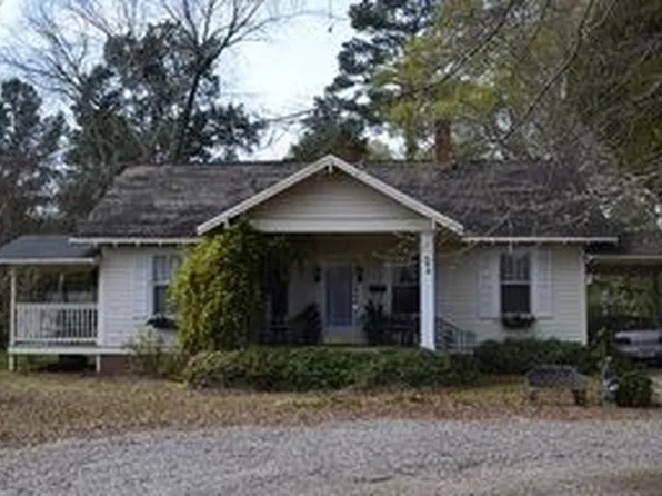 408 Bradley Ave, Bishopville, SC 29010