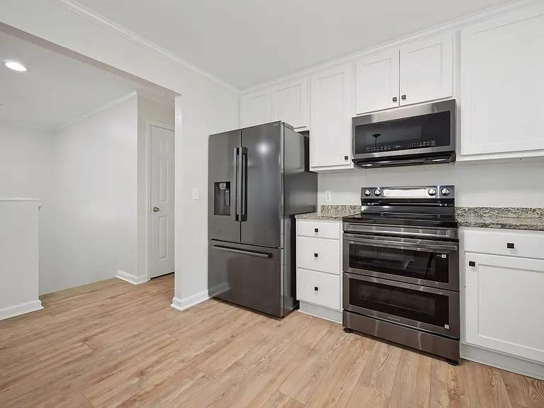 412 Nicewood Dr — Photo 6