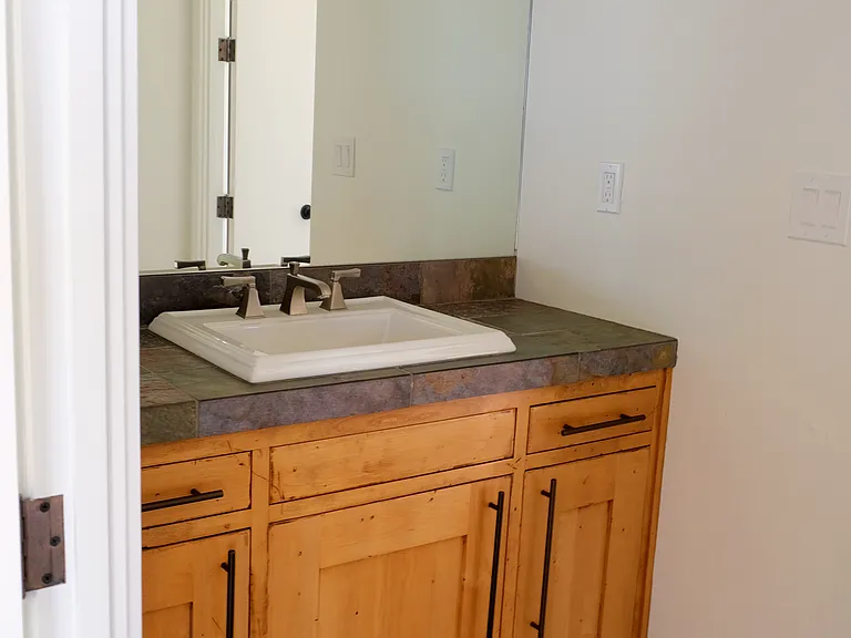12509 Rodden Rd — Photo 16