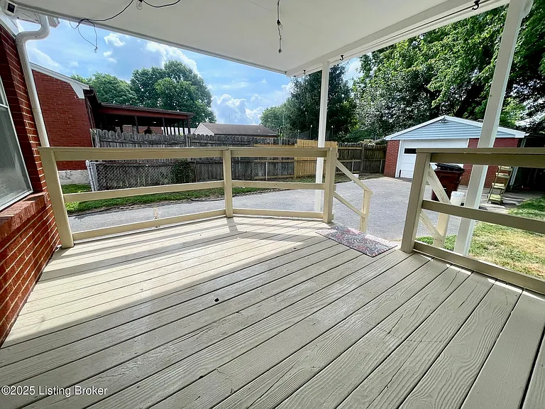 4800 Libby Ln — Photo 4