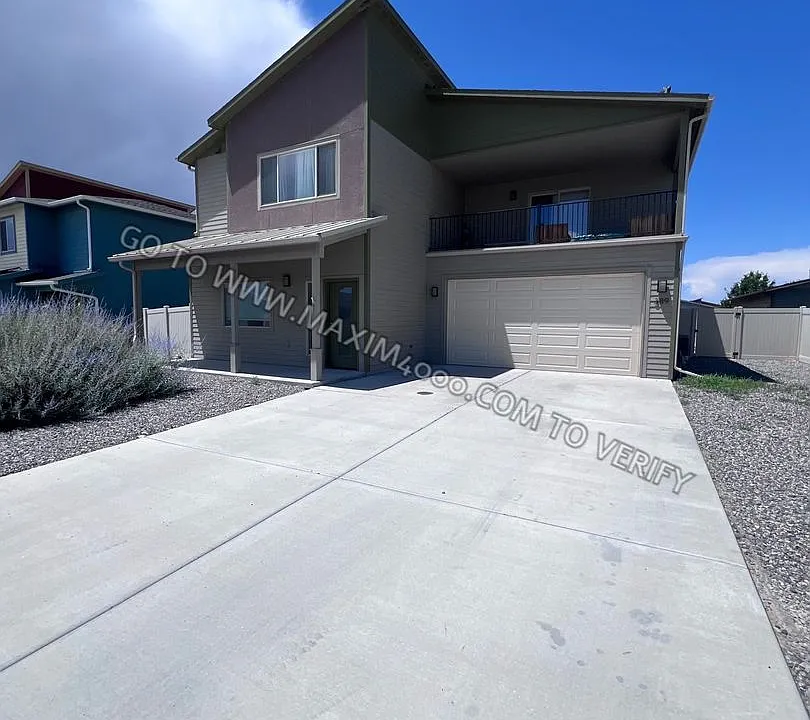 389 White River Dr