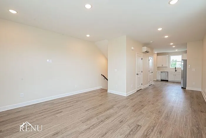 5765 Sofias Cir — Photo 12