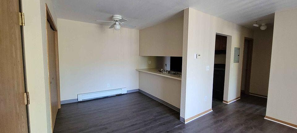 1st image of 3911 Orr St #9