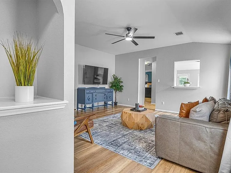 14504 Mowsbury Dr — Photo 20