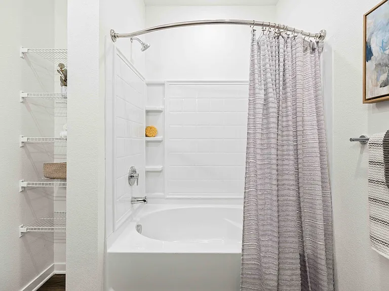 Verity Luxury Apartments — Photo 44