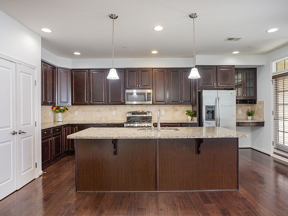 Open Floor Plan - Kitchen