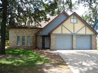 7043 Windy Pines Dr, Spring, TX 77379