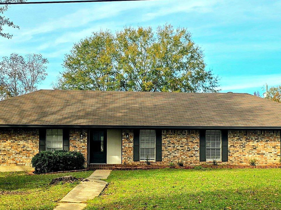 1st image of 100 Lafayette Dr