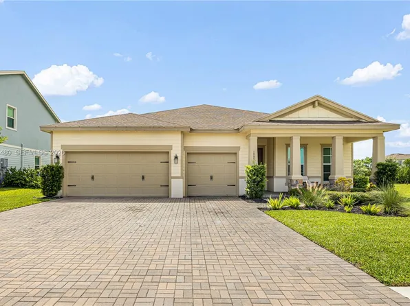 1085 Haywagon Trl, Loxahatchee, FL 33470