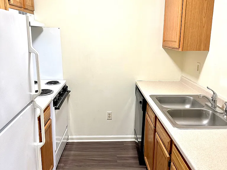207 Cedar Crossing Rd — Photo 5