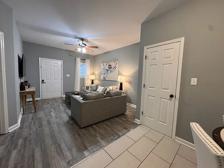 1121 Jones Ave NW #B — Photo 11