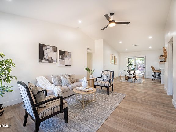 4th image of 3438 E CHARLESTON Avenue