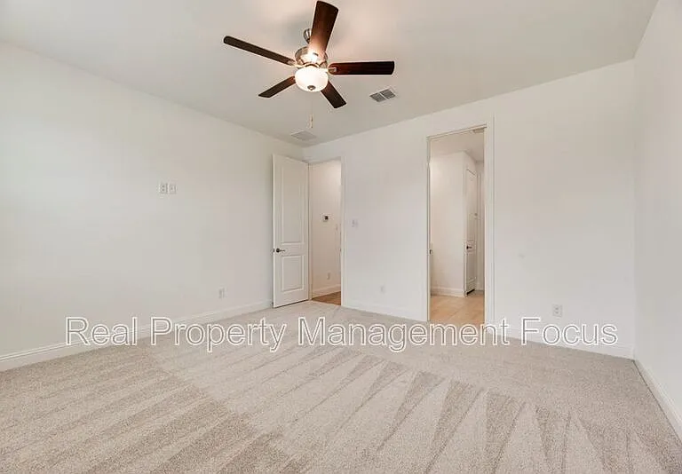 1149 Beautyberry Ln — Photo 23