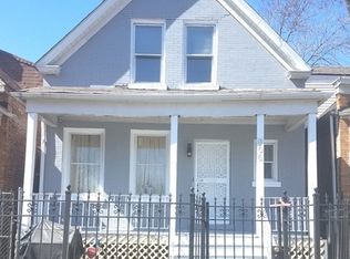 906 N Saint Louis Ave, Chicago, IL 60651