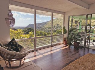 812 Kainoa Pl, Honolulu, HI 96821