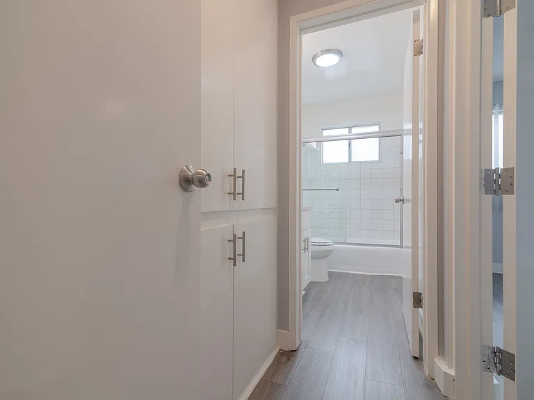 928 4th St #3 — Photo 14