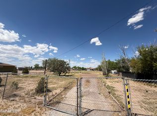 525 Borrego Rd, San Elizario, TX 79849