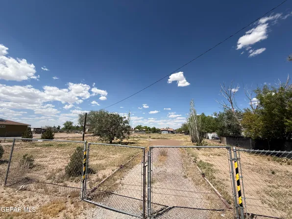 525 Borrego Rd, San Elizario, TX 79849