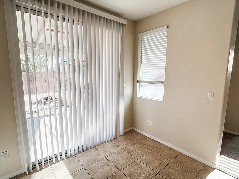 10005 W Cherokee Ave — Photo 8