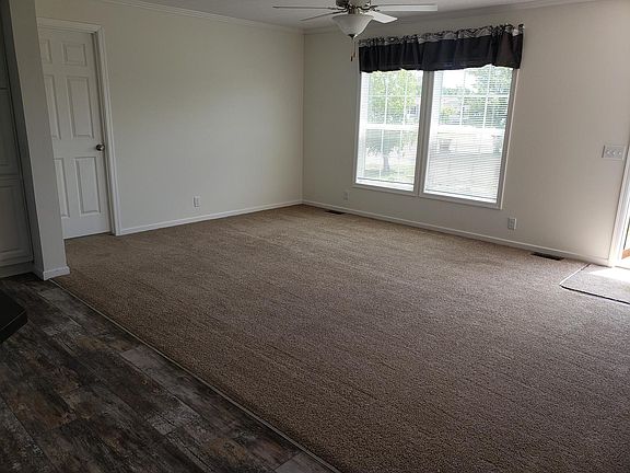 5th image of 1250 Paree St #1127