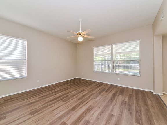 4th image of 4033 Banbury Cir