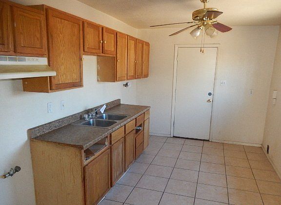 2nd image of 509 Holland Ave