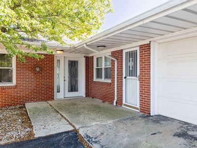 323 W Graham St, Kentland, IN, 47951