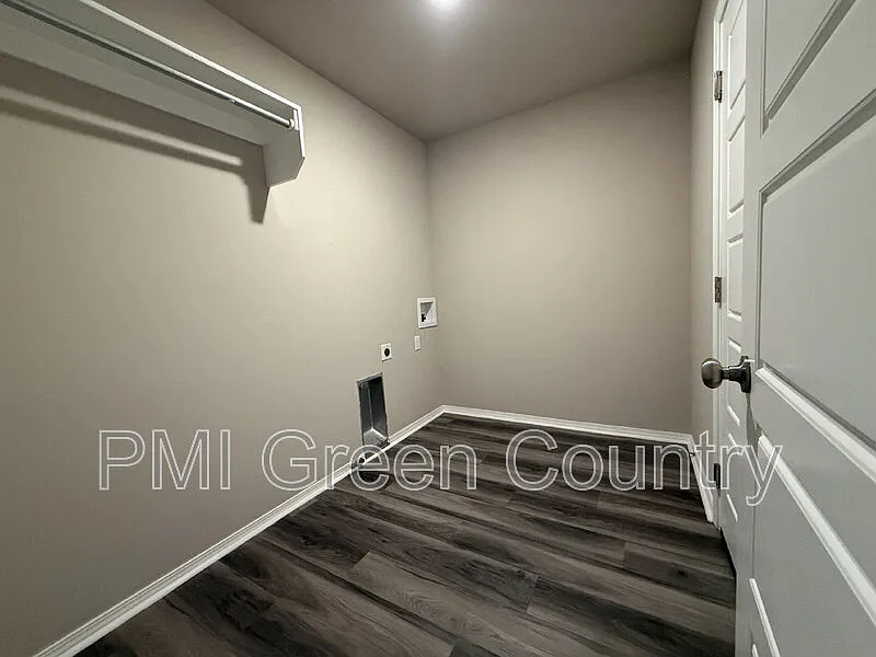 Eagle Ridge — Photo 3