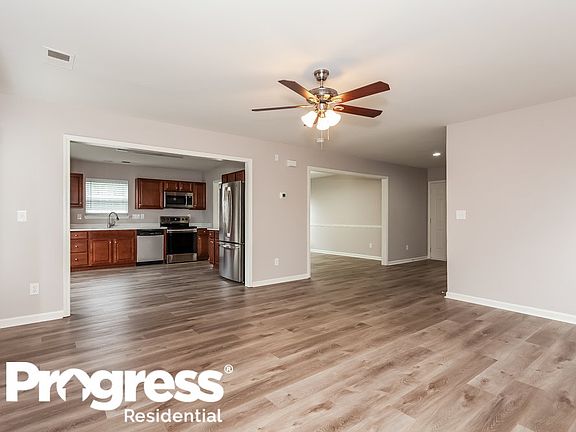5th image of 7116 Fox Point Dr