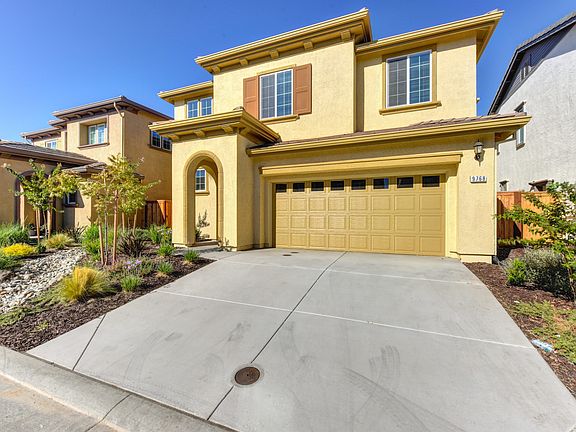 3rd image of 9768 Tribeca Dr