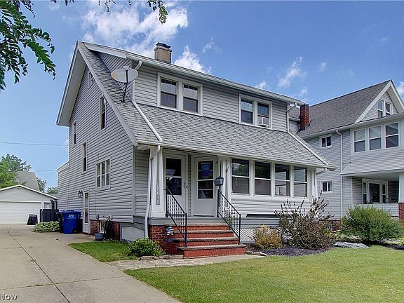 2nd image of 17436 Woodford Ave