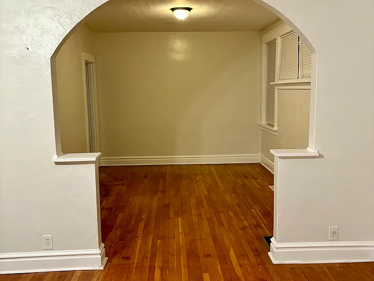 6932 Plymouth Ave — Photo 8