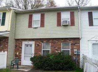 21 Northgate Dr, Walden, NY 12586