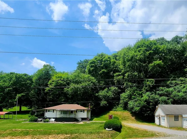 459 Smiths Ferry Rd, Midland, PA 15059