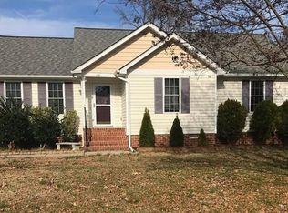 176 Wright Ave, Colonial Heights, VA 23834
