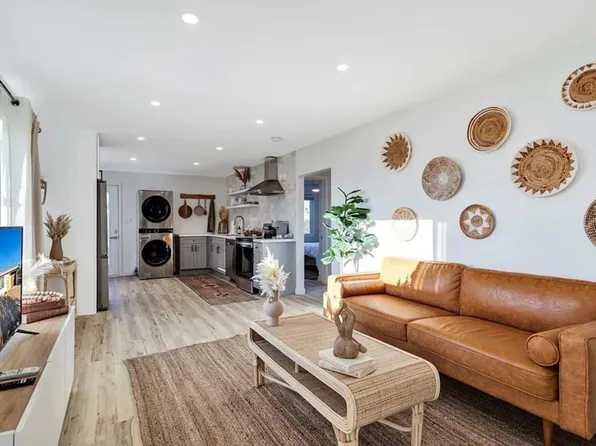 7623 Warren Vista Ave, Yucca Valley, CA 92284