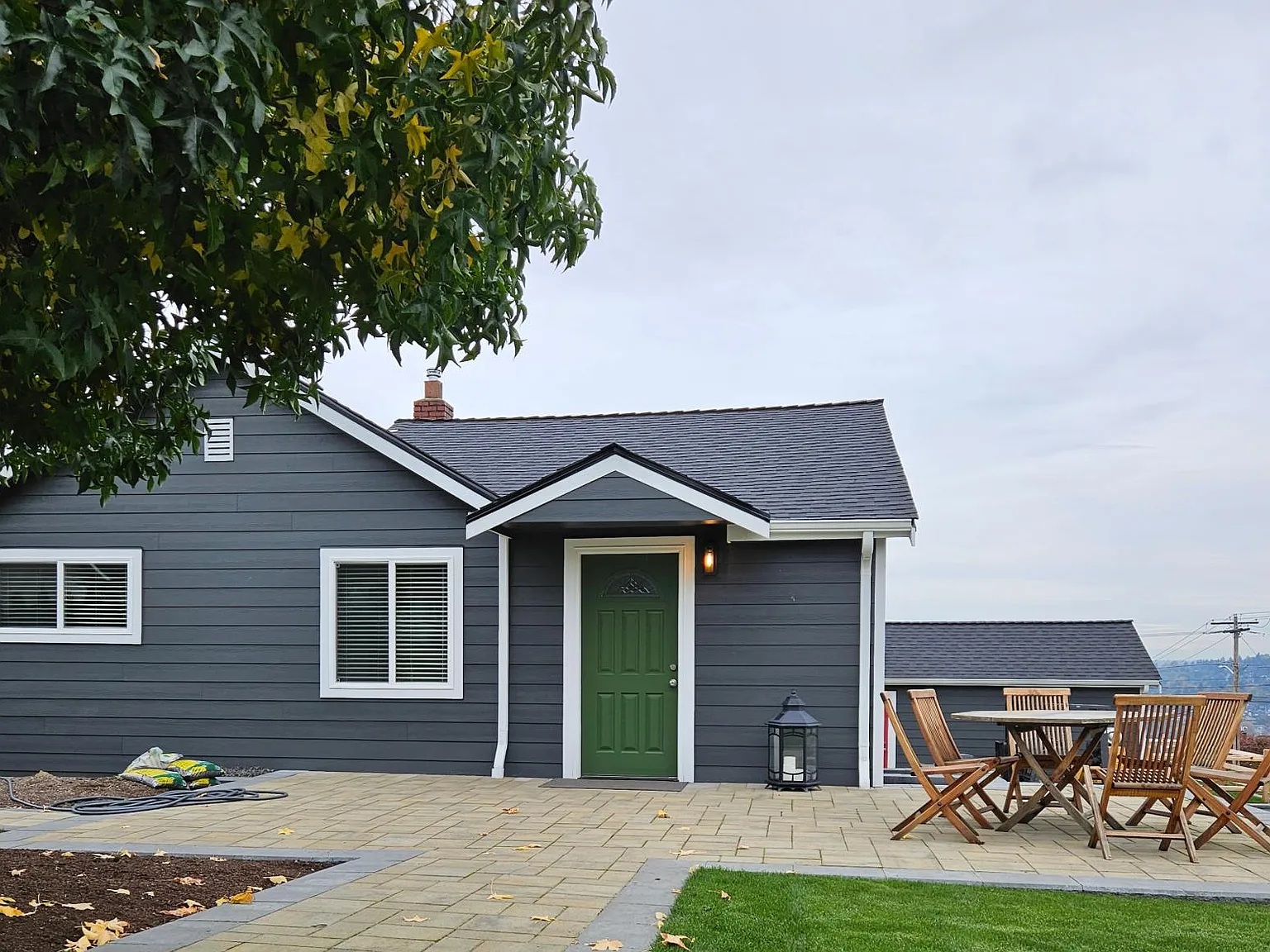 2 bed, 900 sqft, $2,900 — Photo 2