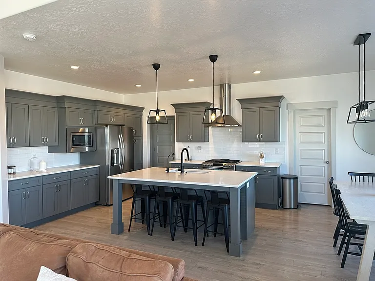W Bartlett Dr — Photo 11