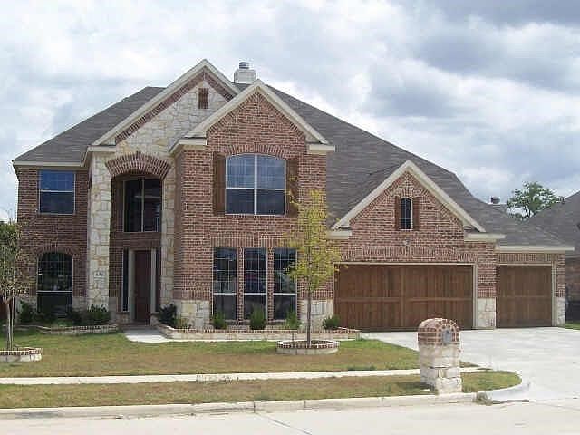 1st image of 674 Oak Creek Dr