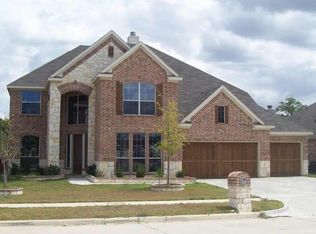674 Oak Creek Dr, Cedar Hill, TX 75104