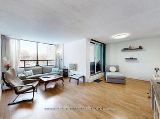 2556 Argyle Rd #202, Mississauga, ON L5B 2H6