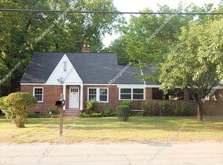 2067 Ben Hill Rd, East Pt, GA 30344