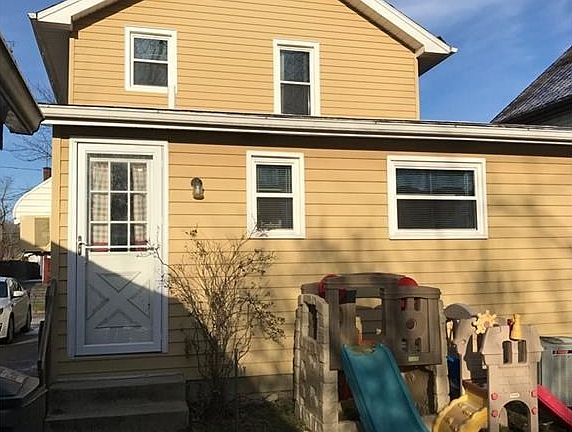 5th image of 964 Glenwood St NE