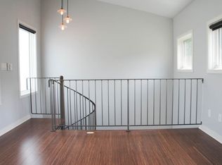 1415 NW 24th Ave APT 4, Portland, OR 97210