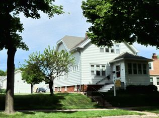 3925 S 1st St, Milwaukee, WI 53207