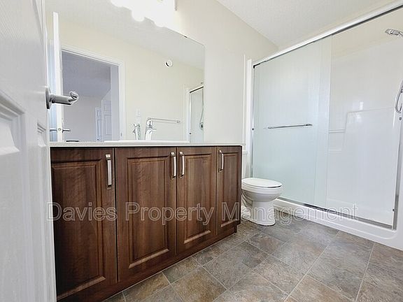 4th image of 20633 94a Ave NW