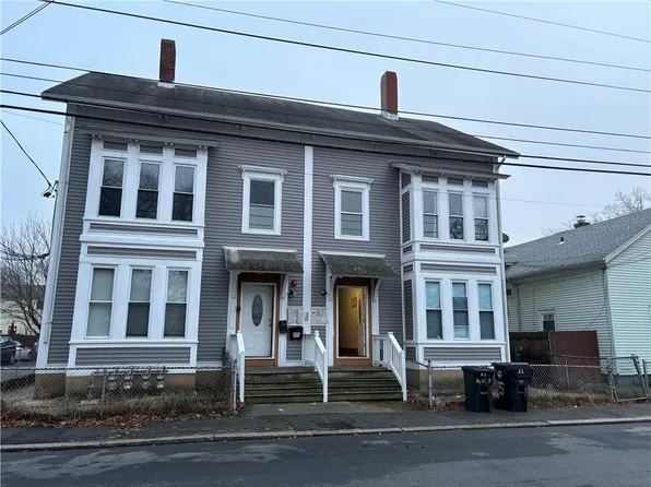 234-236 Central St, Central Falls, RI 02863