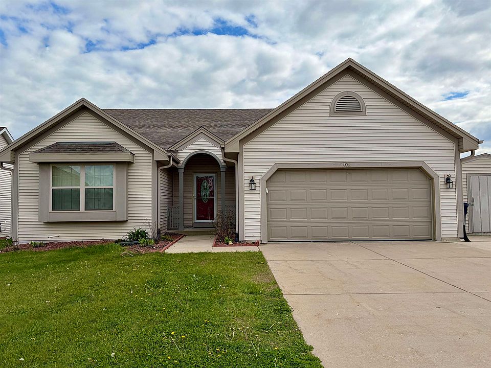 1st image of 4011 Creekside Dr