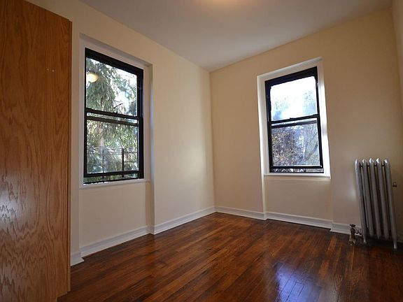 4th image of 21-77 31st St #2A