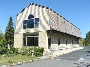 200 W Montauk Hwy, Hampton Bays, NY 11946